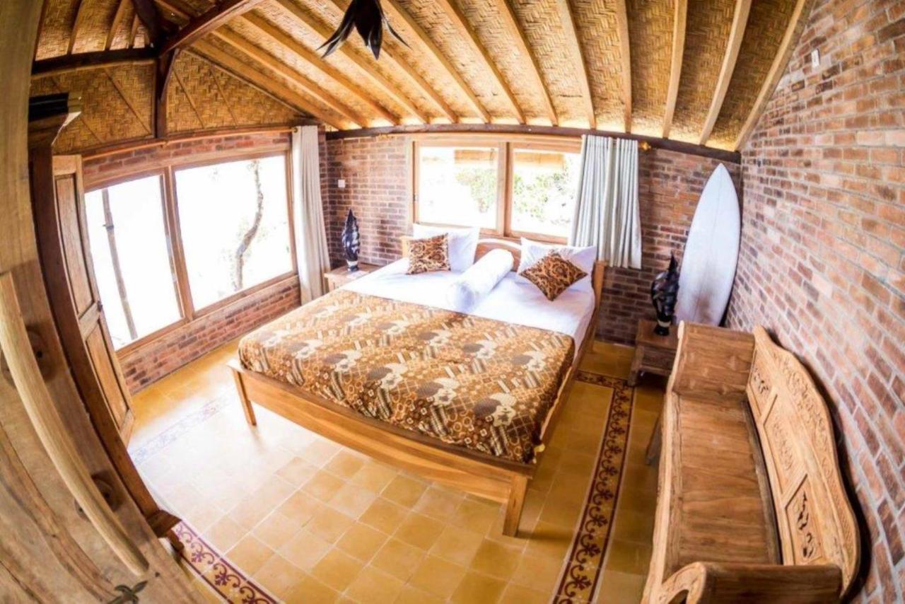 Batu Hill Villa Watukarung Extérieur photo